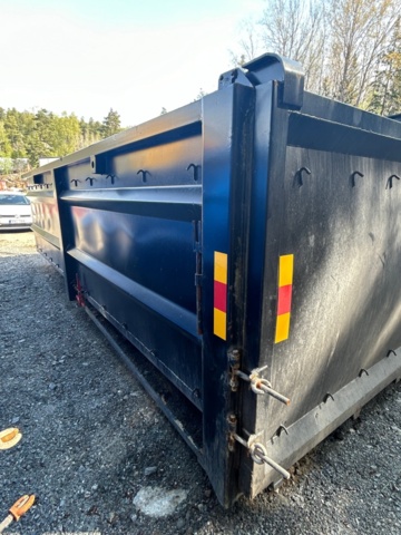 1056728-4 Öppet slamflak 22m3 -2023