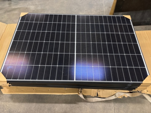 1356277-1 Solar panels 8 pcs 445W - Trina Solar TSM-445NEG9R.28