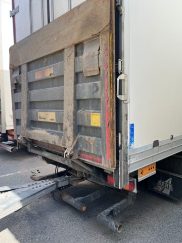 1366580-18 Kylbil - Mercedes-Benz Actros 12.8 PowerShift 3, 510hk -2016