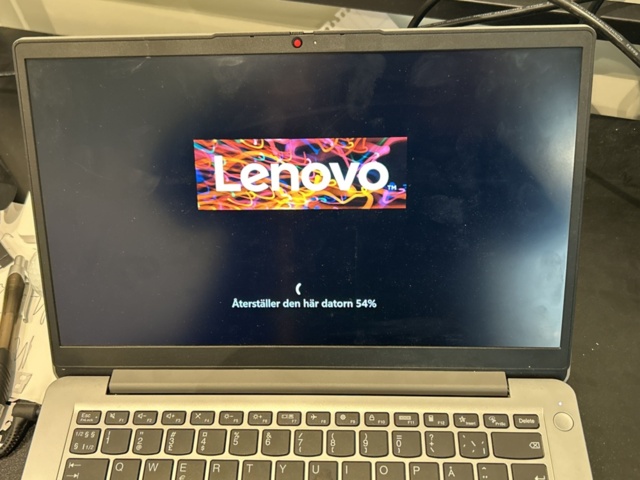 1332894-3 Laptop - Lenovo IdeaPad 1 14ADA7