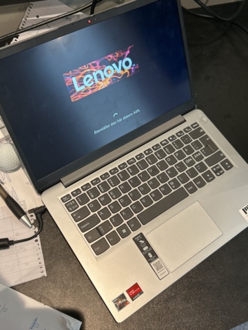 1332894-4 Laptop - Lenovo IdeaPad 1 14ADA7