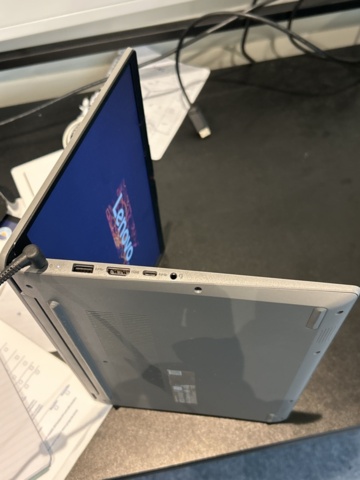 1332894-5 Laptop - Lenovo IdeaPad 1 14ADA7