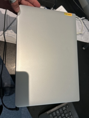 1332894-10 Laptop - Lenovo IdeaPad 1 14ADA7