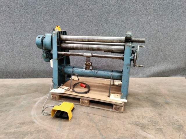 Motorized Round Roller Luna - PS Auction - We value the future ...