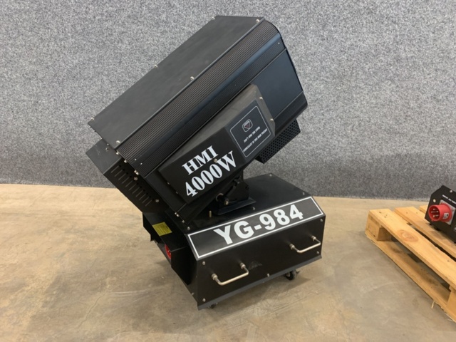 1369070-5 Skytracker YG-984