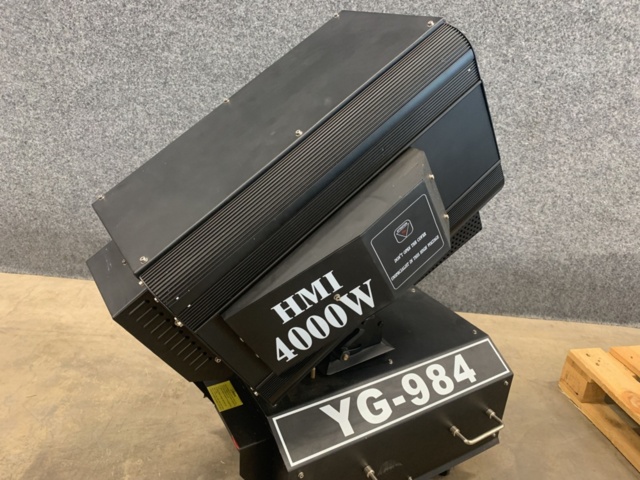 1369070-7 Skytracker YG-984