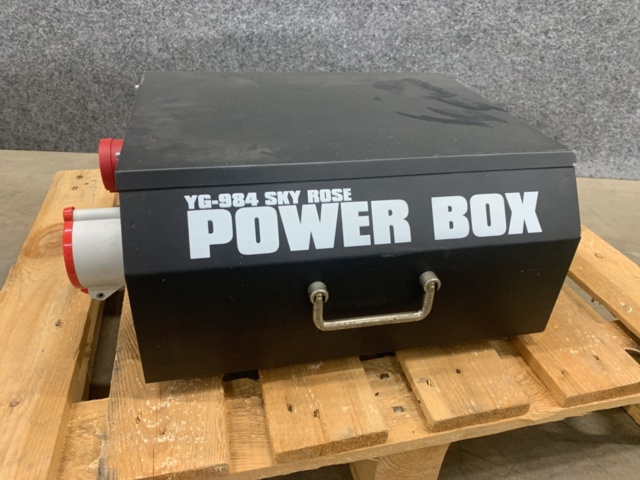 1369070-14 Skytracker YG-984