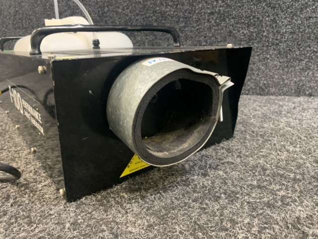 1369074-9 Smoke machine F-1000