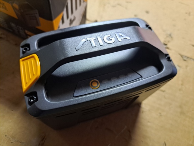 1360525-12 Battery STIGA SBT 540 AE