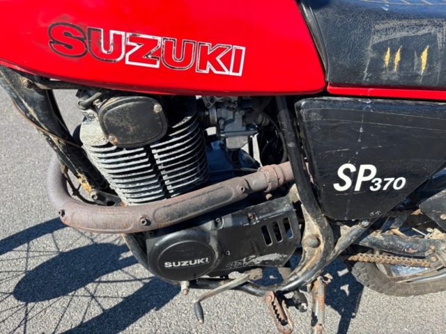 1369323-9 Motorcycle Suzuki SP370 -1979