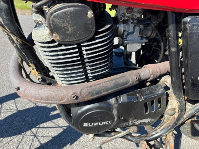 1369323-10 Motorcycle Suzuki SP370 -1979