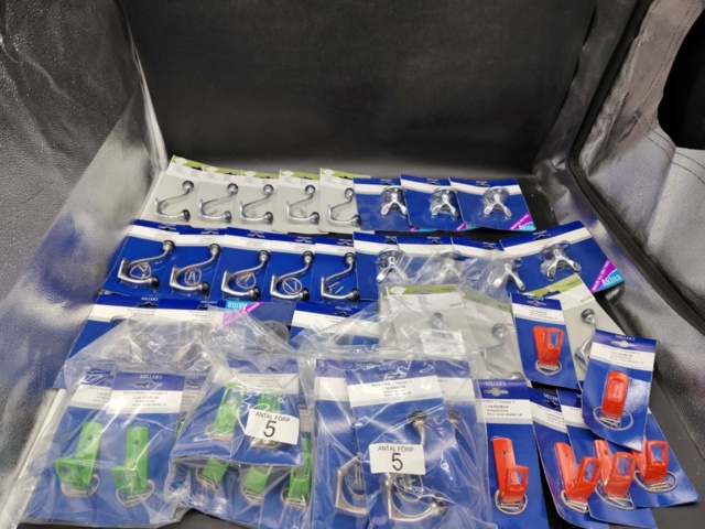 1284777-1 Klädkrokar & dubbelkrokar från Millers