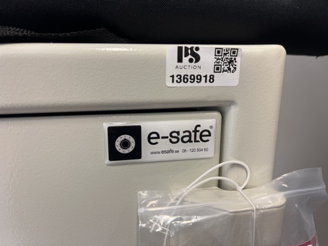 1369918-3 Säkerhetsskåp Nivex TopSafe ES-130