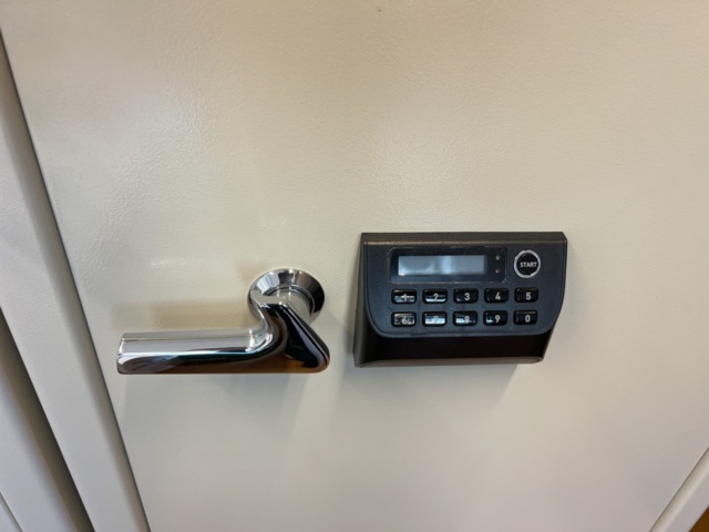 1369918-5 Säkerhetsskåp Nivex TopSafe ES-130