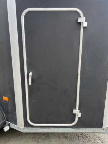 1365610-9 Horse transport Humbaur Balios