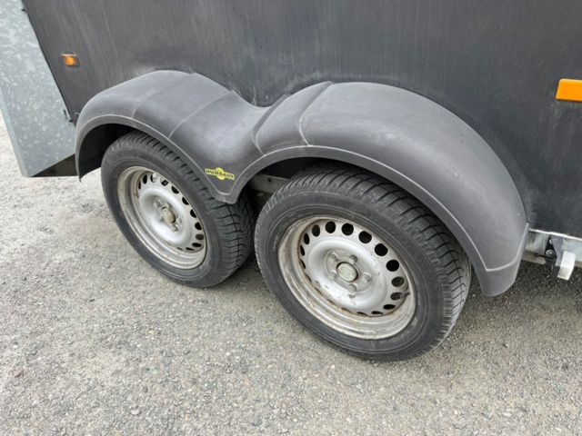 1365610-10 Horse transport Humbaur Balios