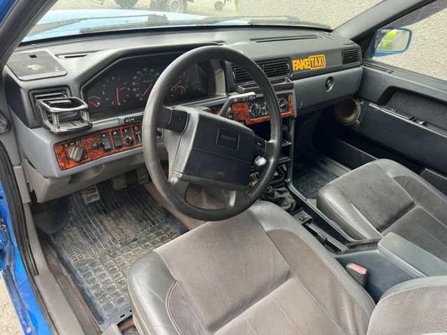 1370694-13 A-tractor Volvo 940 Kombi 2.3 Manual