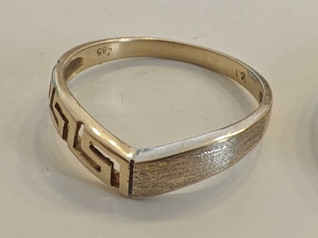 1130631-2 gold jewelry