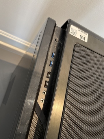 1303695-7 Gaming computer