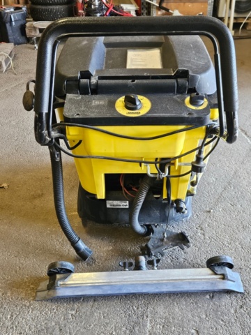 918971-3 Skurmaskin Kärcher Professional BR 40/25 C