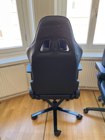 1303719-4 Gaming chair/office chair x2 units - HyperX & BE-GE