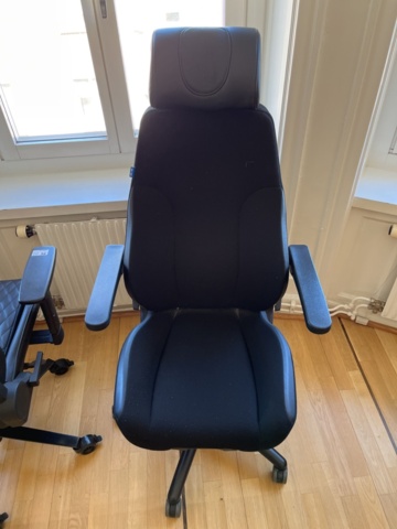 1303719-13 Gaming chair/office chair x2 units - HyperX & BE-GE