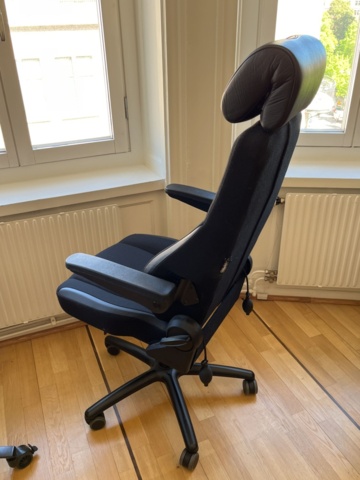1303719-9 Gaming chair/office chair x2 units - HyperX & BE-GE