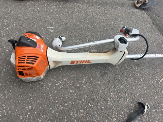 1325769-3 Brushcutter with carrying strap Stihl FS 490 C