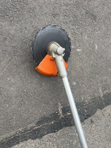 1325769-6 Brushcutter with carrying strap Stihl FS 490 C