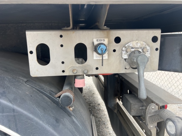 1243976-16 Skåptrailer - Närko D2YW13L12 -2012