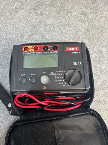 1332757-1 Insulation meter - UNI-T UT501A