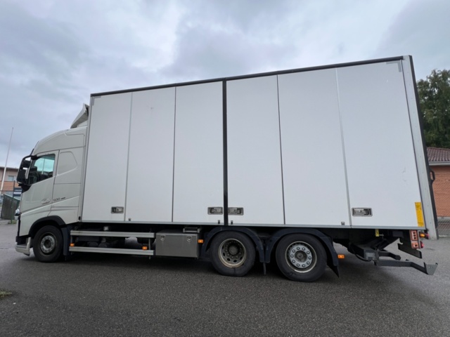 1243979-6 Skåpbil med bakgavellyft - Volvo FH 62 TR, 12.8 6x2 I-Shift, 510hk -2020