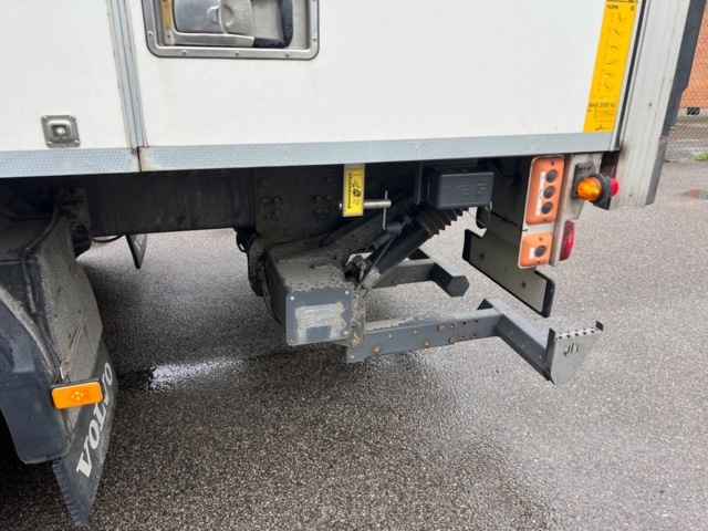 1243979-16 Skåpbil med bakgavellyft - Volvo FH 62 TR, 12.8 6x2 I-Shift, 510hk -2020