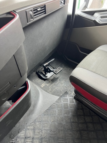 1243979-33 Skåpbil med bakgavellyft - Volvo FH 62 TR, 12.8 6x2 I-Shift, 510hk -2020