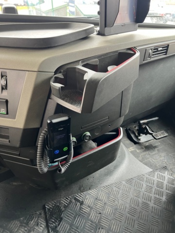 1243979-34 Skåpbil med bakgavellyft - Volvo FH 62 TR, 12.8 6x2 I-Shift, 510hk -2020