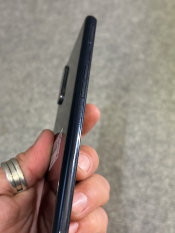 1332763-19 Mobile phones 2 pcs - OnePlus EB2103