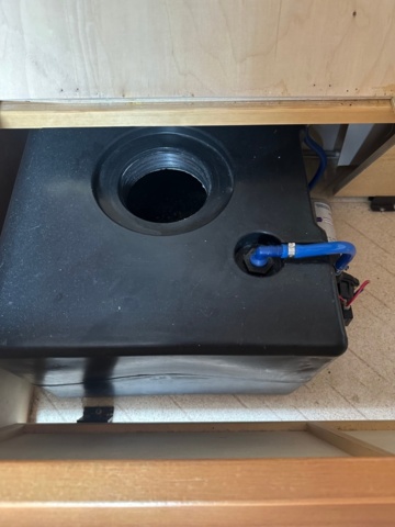 1373981-11 Caravan CABBY 580 -1992