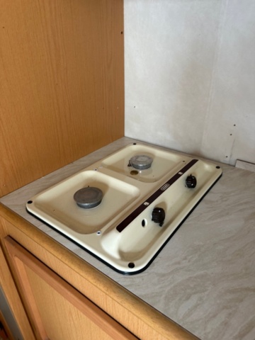 1373981-24 Caravan CABBY 580 -1992