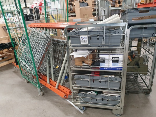 1372308-4 Transportvagnar, förpackningsmaterial, kontors material