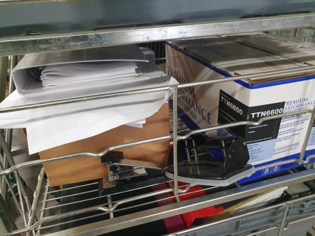 1372308-16 Transportvagnar, förpackningsmaterial, kontors material