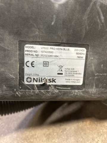 1337649-4 Vacuum cleaner - Nilfisk VP930 Pro HEPA Blue