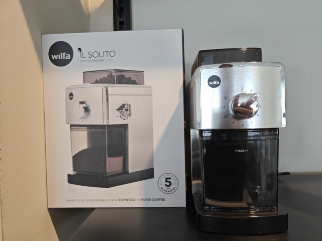 1130694-2 Coffee grinder Wilfa Il Solito CG-110S and milk frother Zack Tazzo