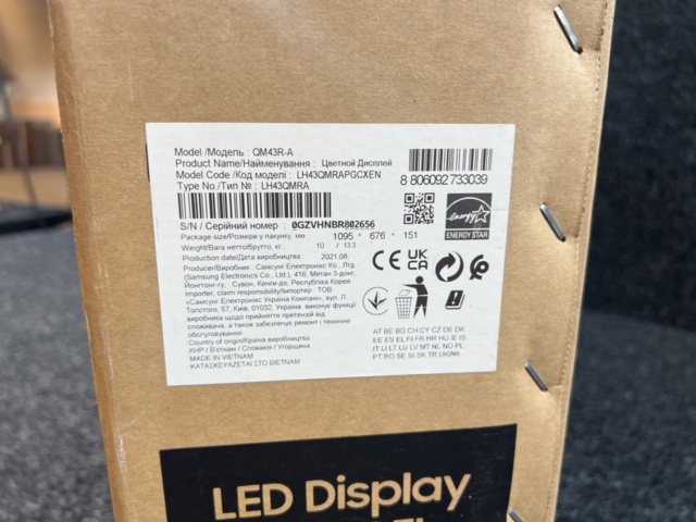 1357899-2 LED Display with remote control 4K Samsung QM43R-A