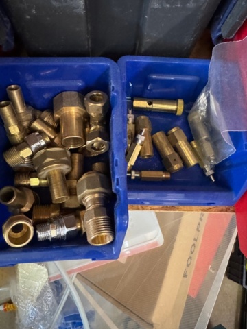 1199446-4 Brass fittings