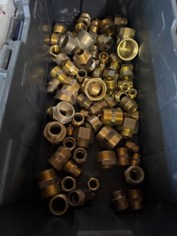 1199446-5 Brass fittings
