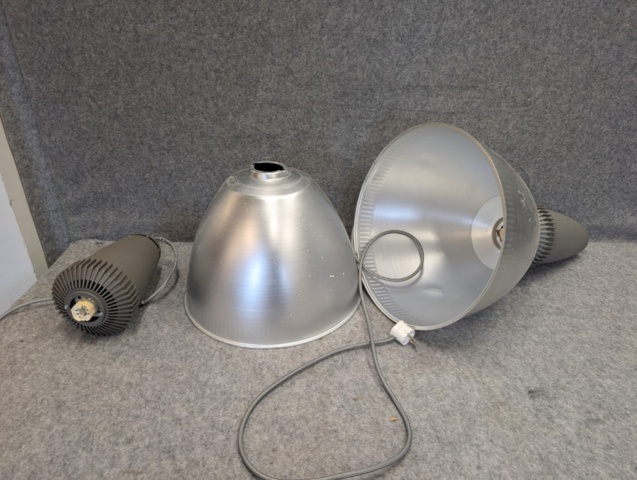 1368340-1 Taklampor 2st Fagerhult Dome