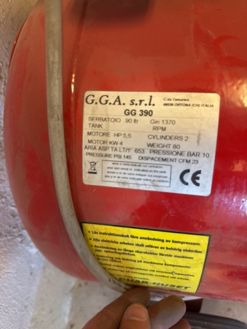 1321748-4 GGA drift-Air Compressor GG390 5.5hp 90 L