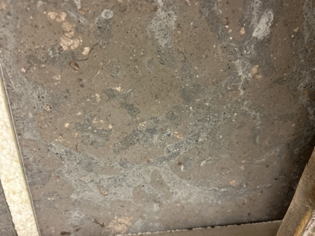 1363115-2 Natural stone limestone descending lengths 5 pallet