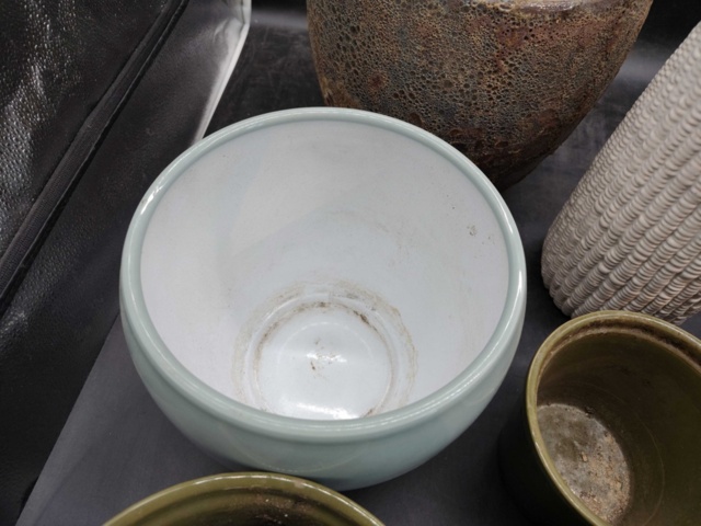 1374090-3 Krukor och vaser, 13 st, blandat glas och keramik