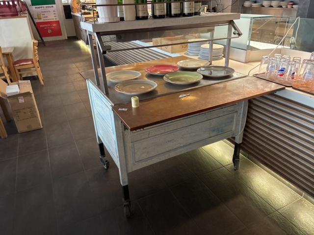 1349368-2 Buffet trolley hot